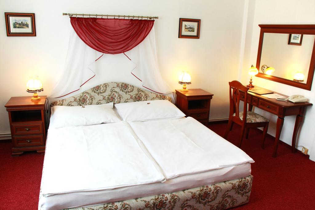 Hotel Excellent Prague Ngoại thất bức ảnh